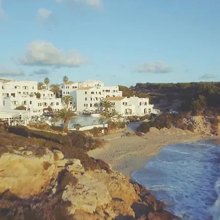 Апартаменты White Sands Beach Club *